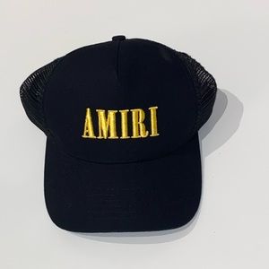 Amiri hat